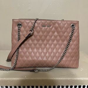 Nine west pink shoulder purse with silver details